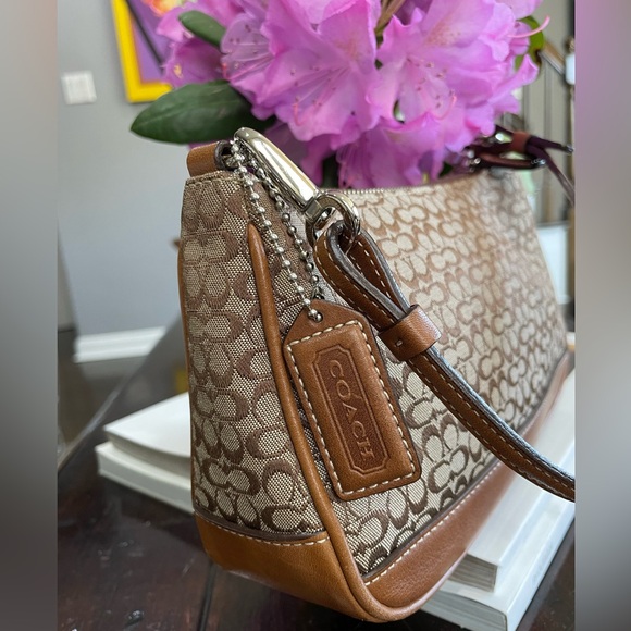 Authentic Coach mini Pristine vintage EUC - Picture 2 of 6